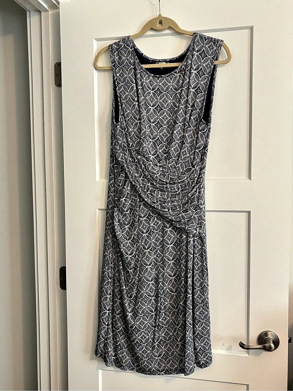 Kut from the Kloth Geometric Ruched Sleeveless Sheath Dress Midi Dress